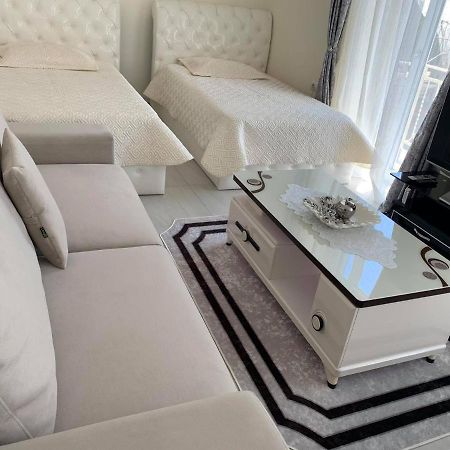 Apartament Oresti Корча Екстер'єр фото